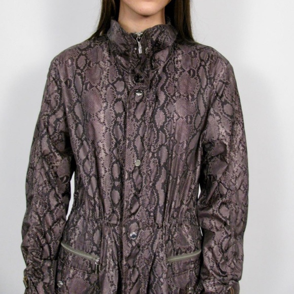 MICHAEL KORS WINDBREAKER JACKET, RAIN COAT, SNAKE PYTHON PRINT, PACKABLE size XL - Picture 2 of 13